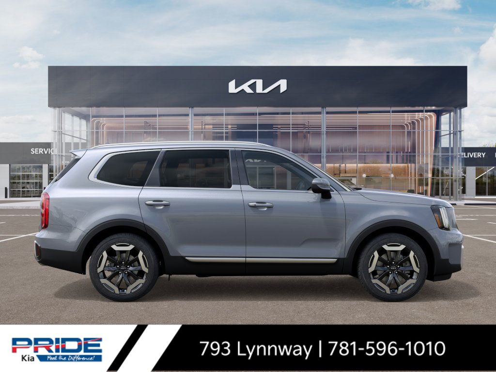 2025 Kia Telluride S photo 3