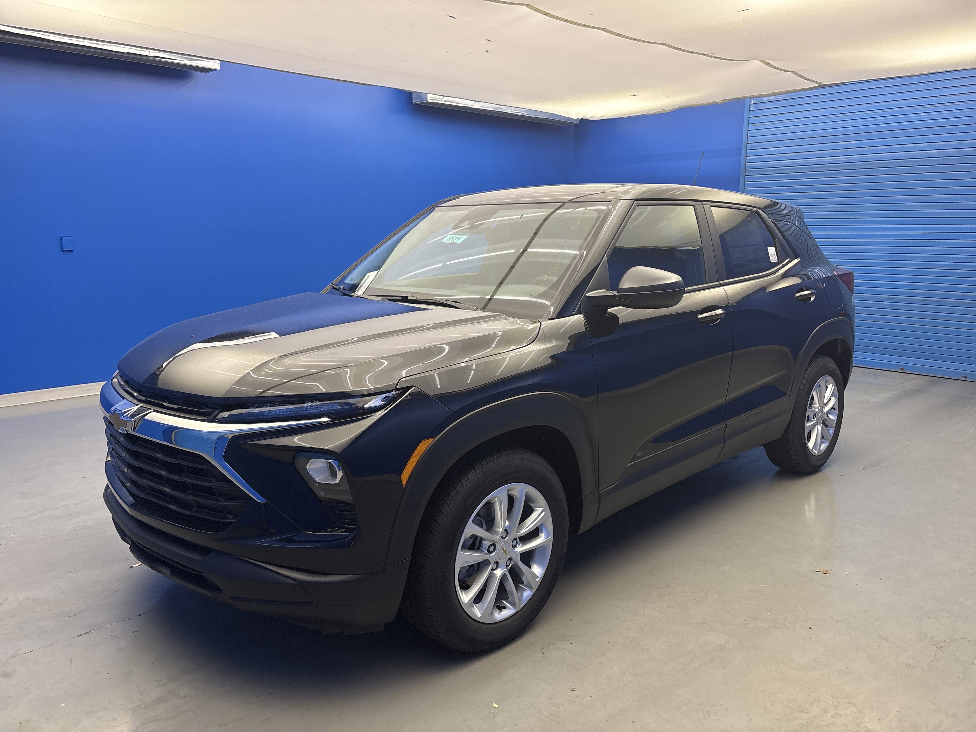 2026 Chevrolet Trailblazer LS photo 3