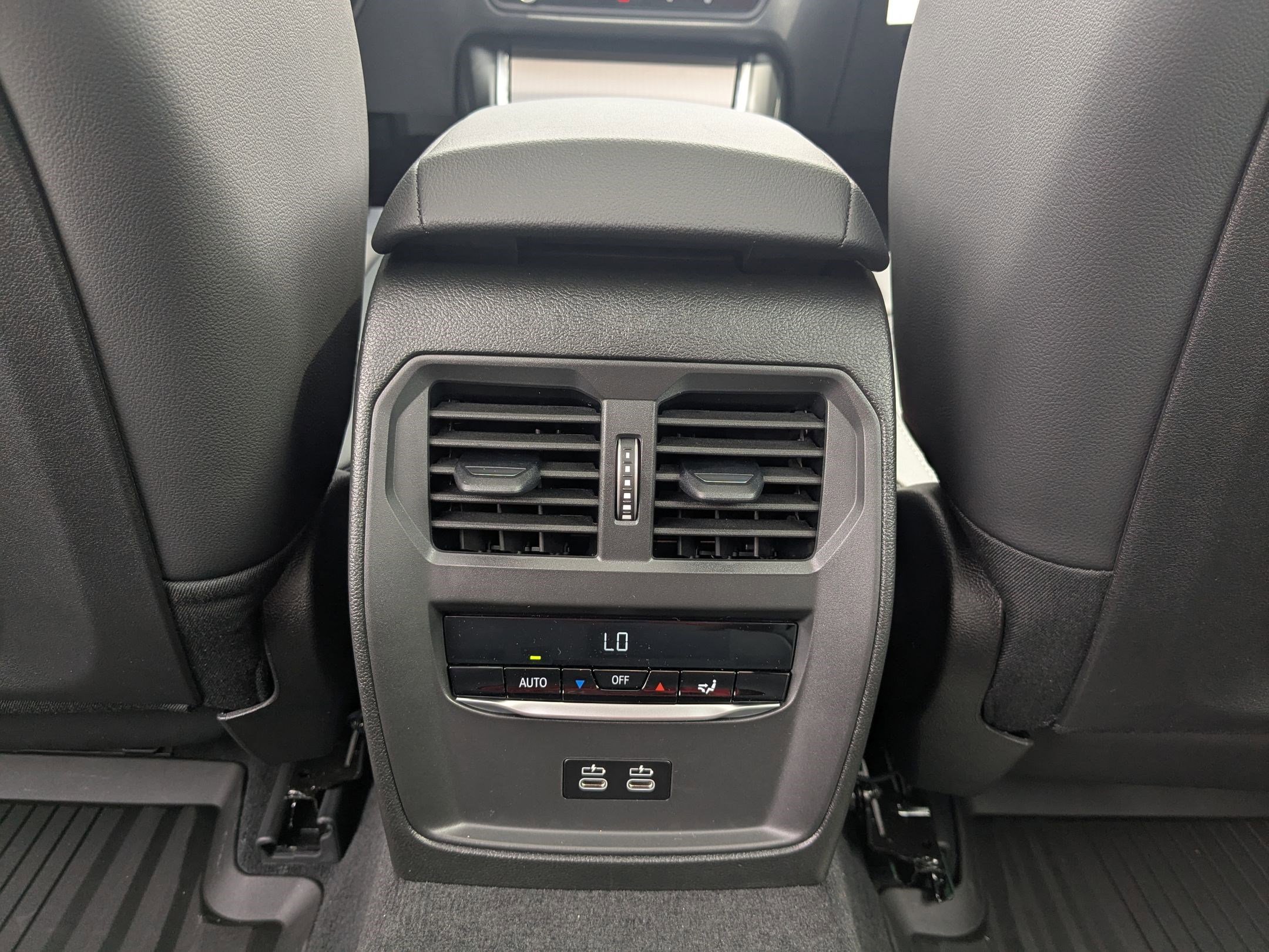 2025 Bmw 330i xDrive Sedan photo 25
