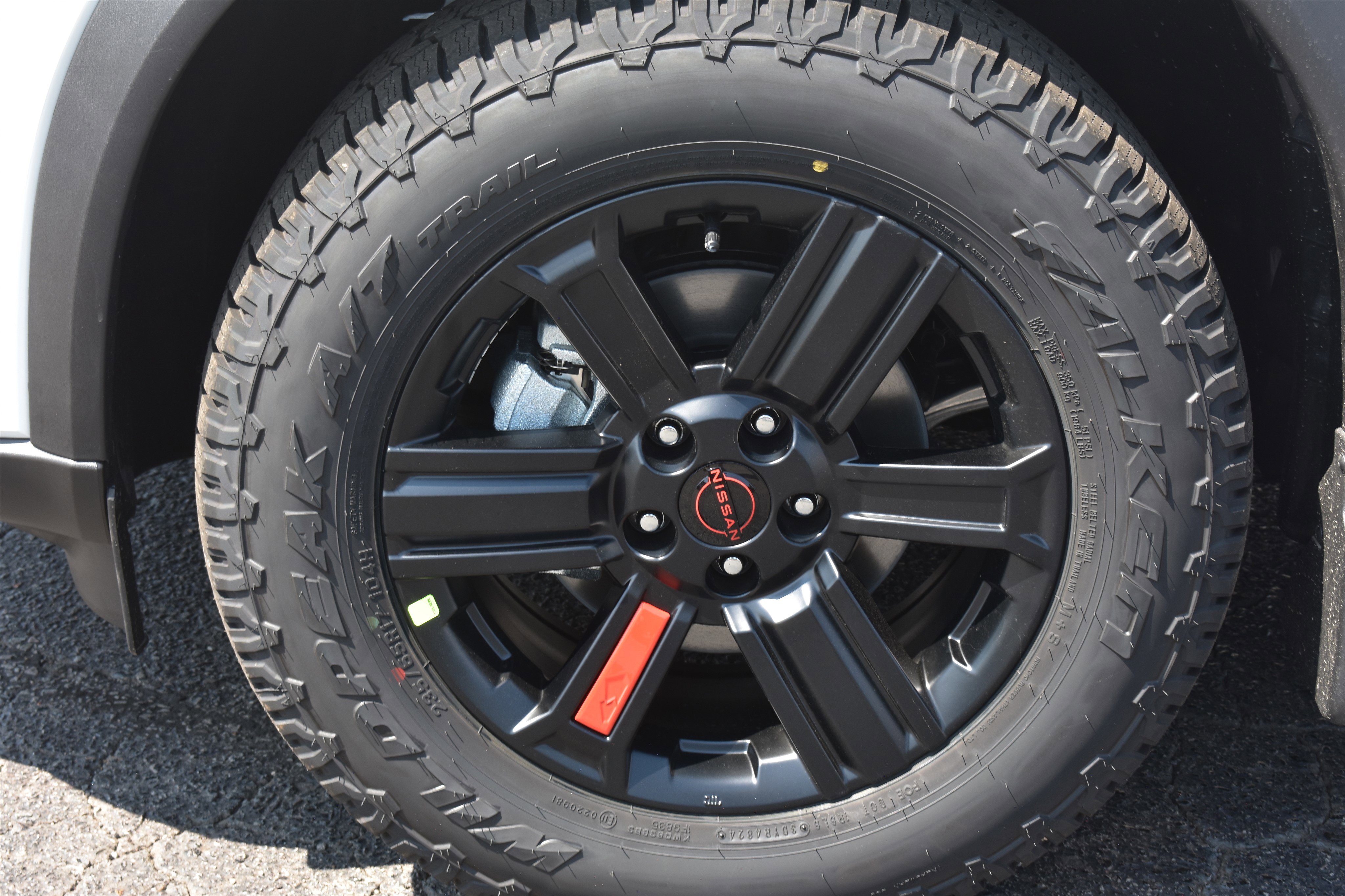 2026 Nissan Rogue SV photo 2