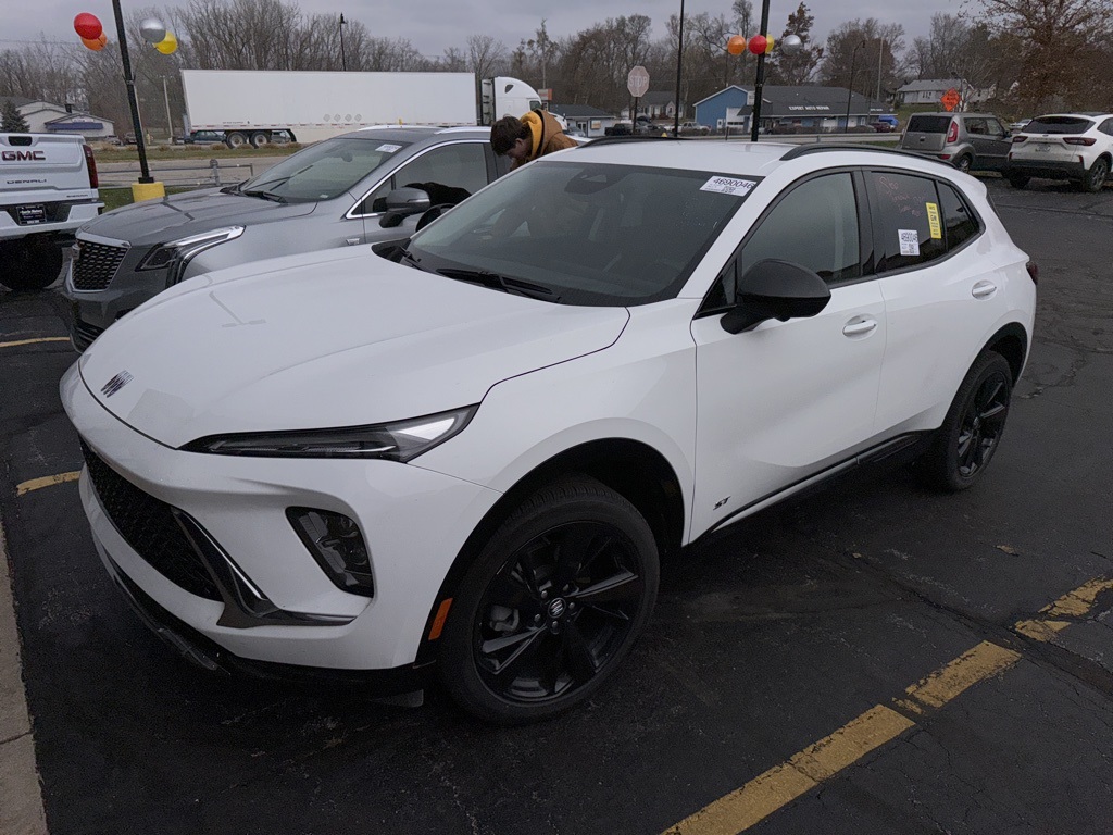 2025 BUICK ENVISION - Image 3