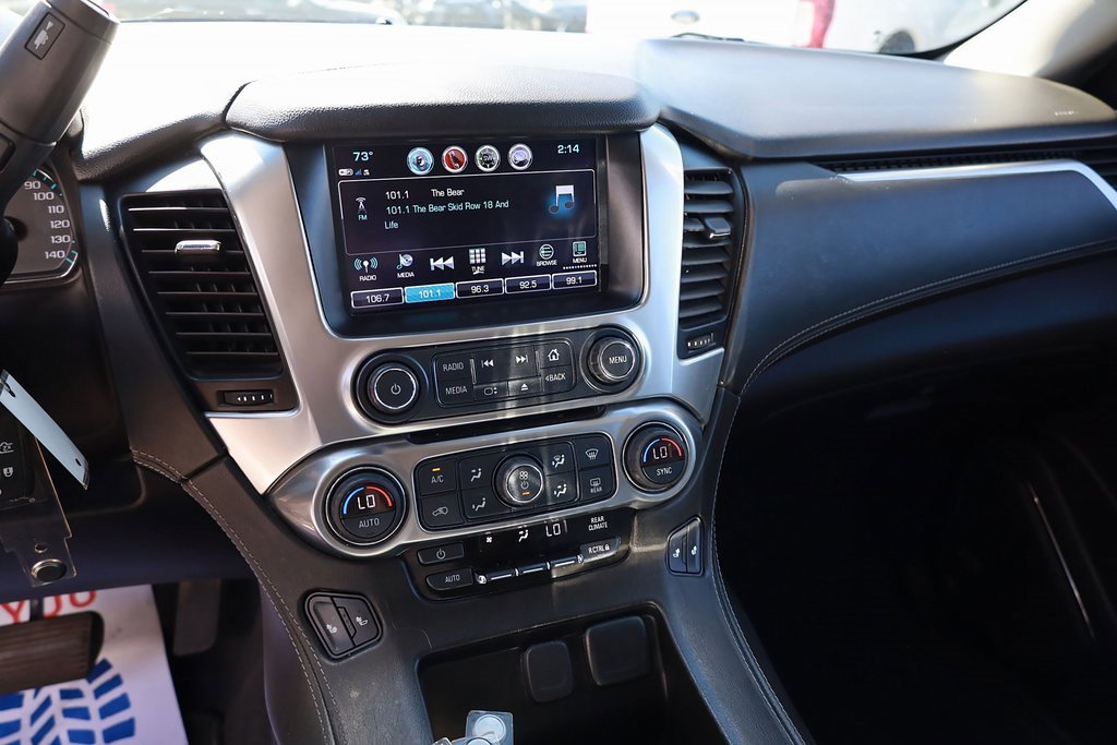 2019 Chevrolet Suburban LT photo 15