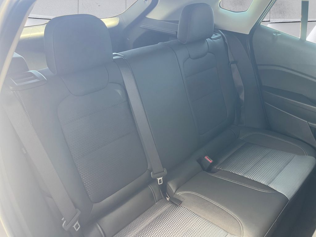 2024 Chevrolet Trax LT photo 16