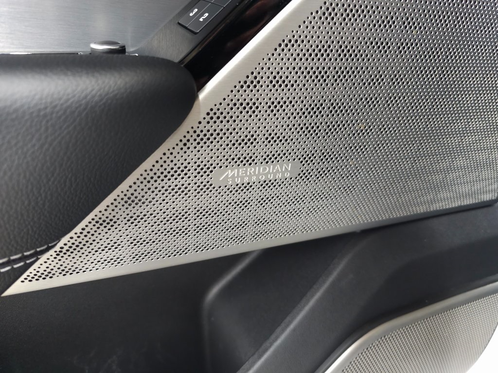 2020 Land Rover Range Rover Velar R-Dynamic S photo 15