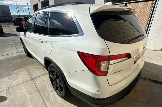 2021 Honda Pilot Special Edition photo 4