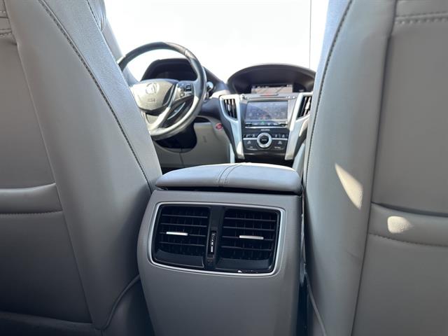 2016 Acura TLX Technology photo 21
