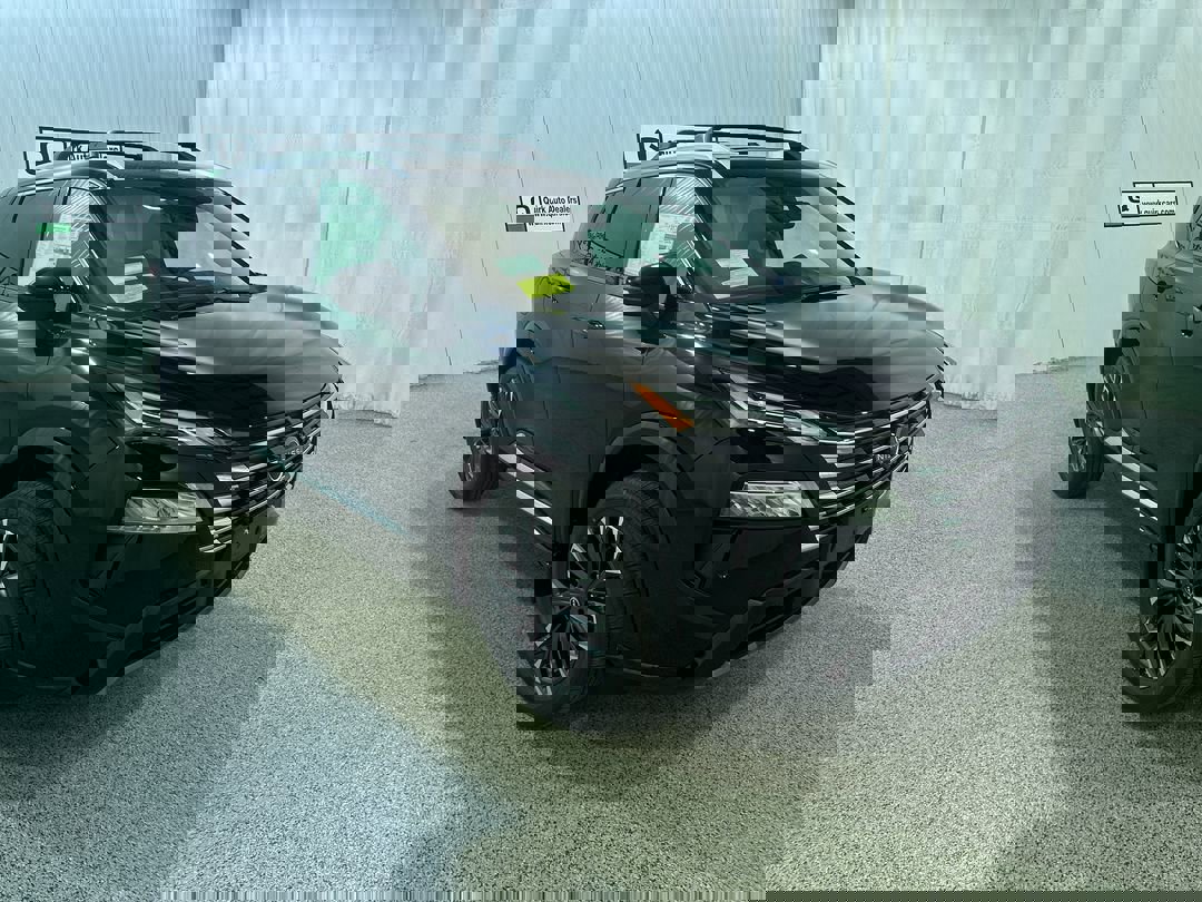 2026 Nissan Rogue Platinum's photo