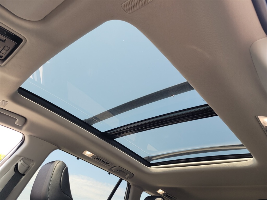 2024 Toyota Grand Highlander Platinum photo 16