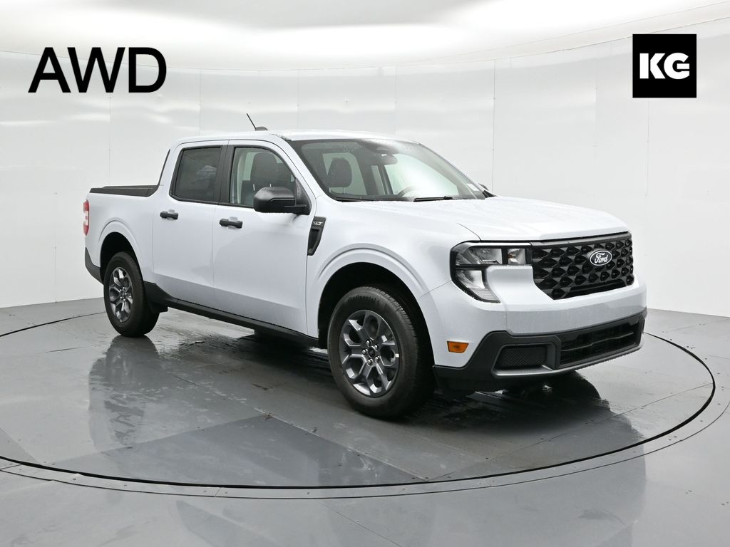 2025 Ford Maverick XLT's photo