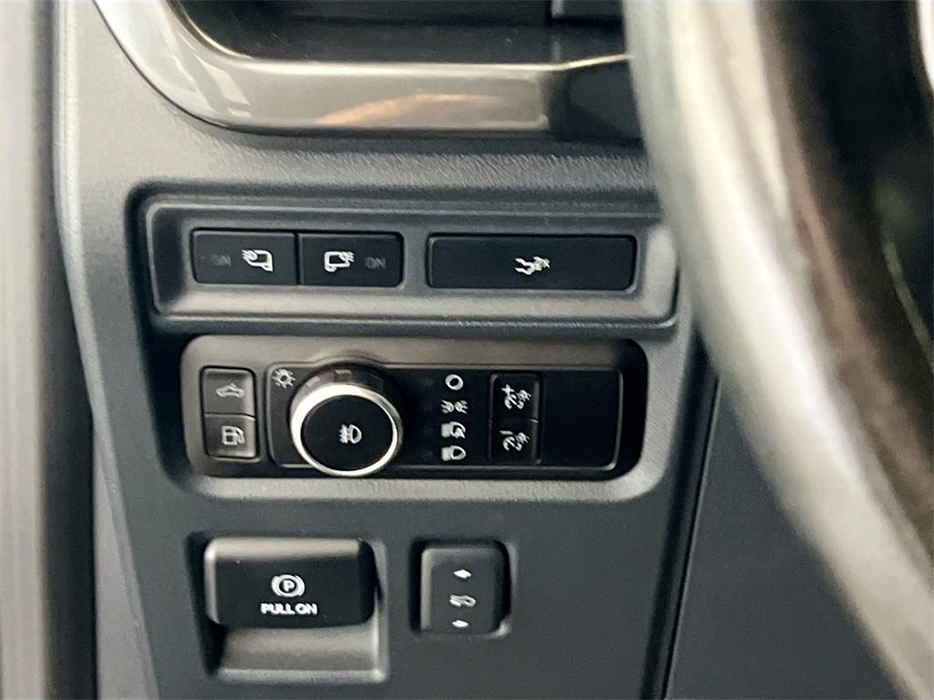 2023 Ford F-150 XLT photo 19