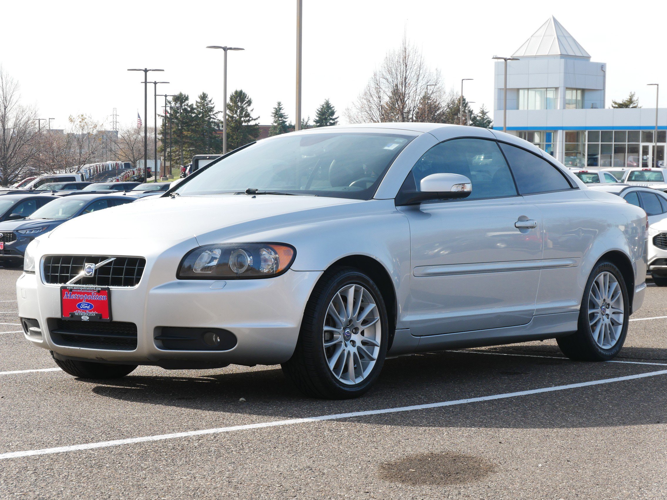 Used 2009 Volvo C70 T5 with VIN YV1MC67299J072139 for sale in Eden Prairie, Minnesota
