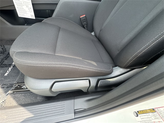 2026 Nissan Rogue S photo 12