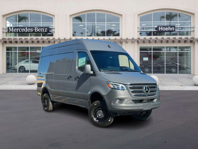 2026 Mercedes-Benz Sprinter Cargo Van Base's photo