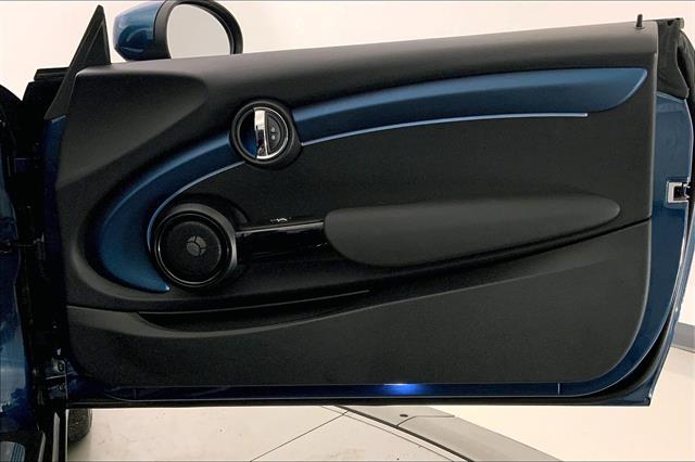 2023 Mini Cooper Convertible Sidewalk Edition photo 25