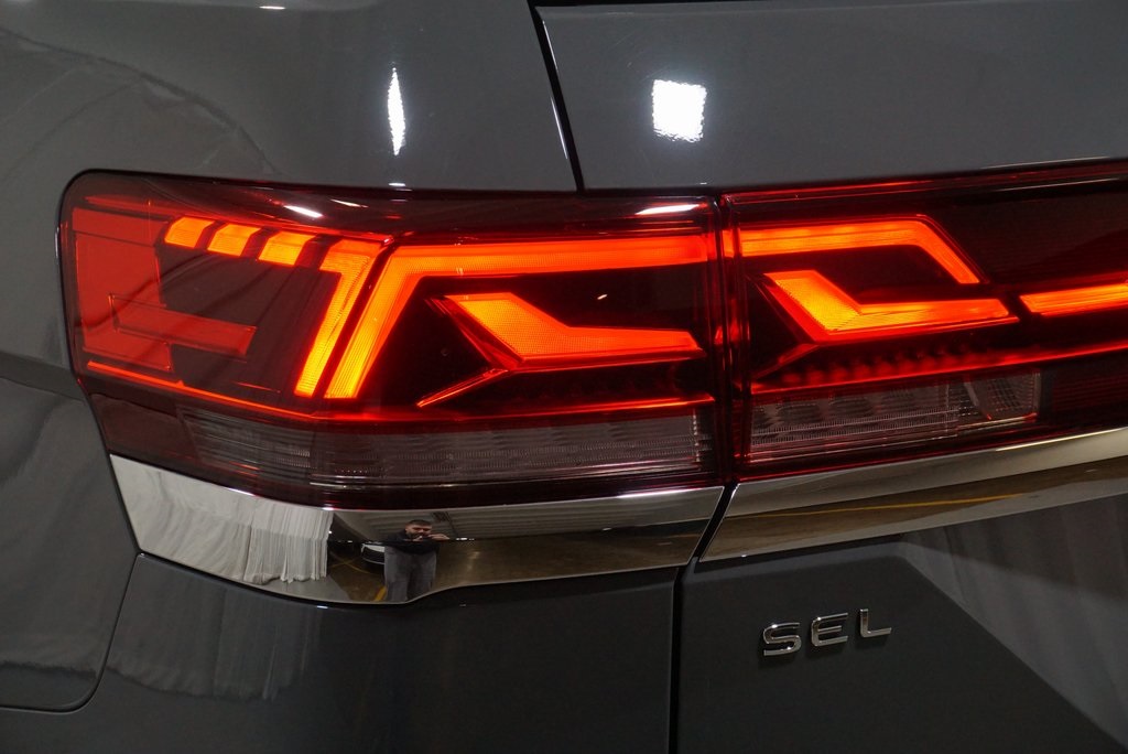 2025 Volkswagen Atlas SEL photo 39