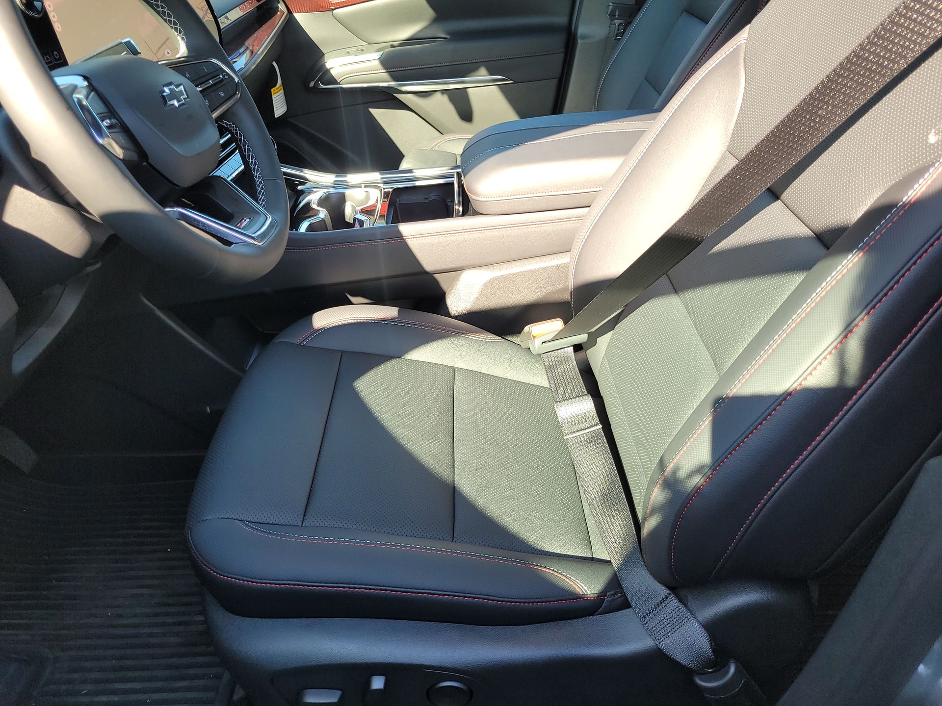 2026 Chevrolet Traverse Z71 photo 39