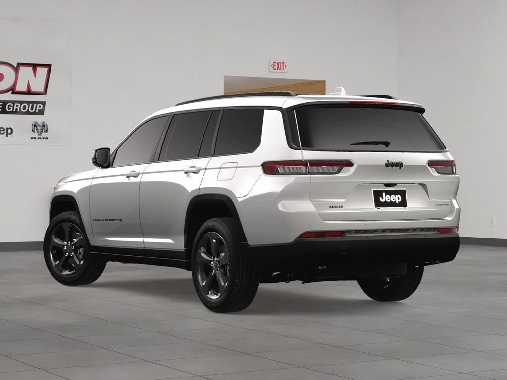 2025 Jeep Grand Cherokee Limited photo 4