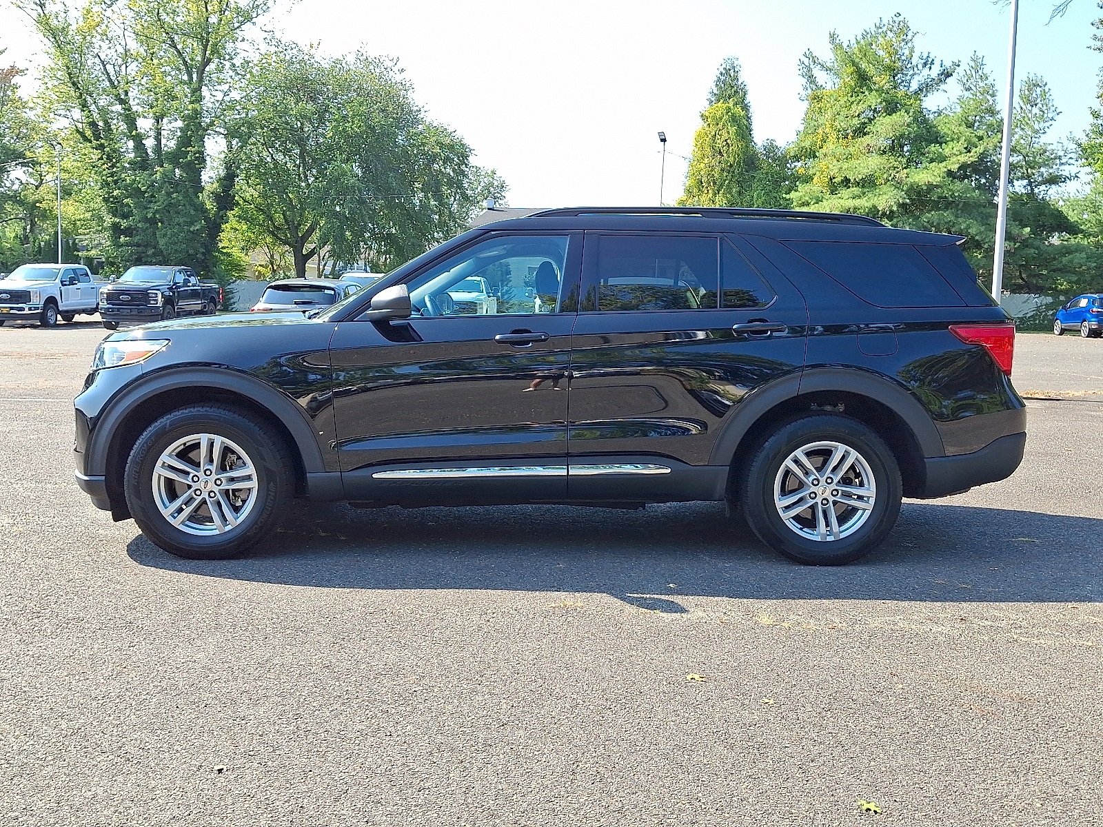2022 Ford Explorer XLT photo 4