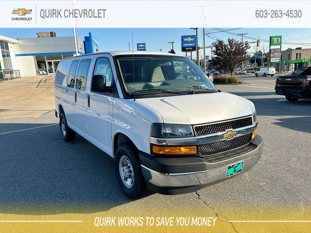 2025 Chevrolet Express Cargo Work Van's photo