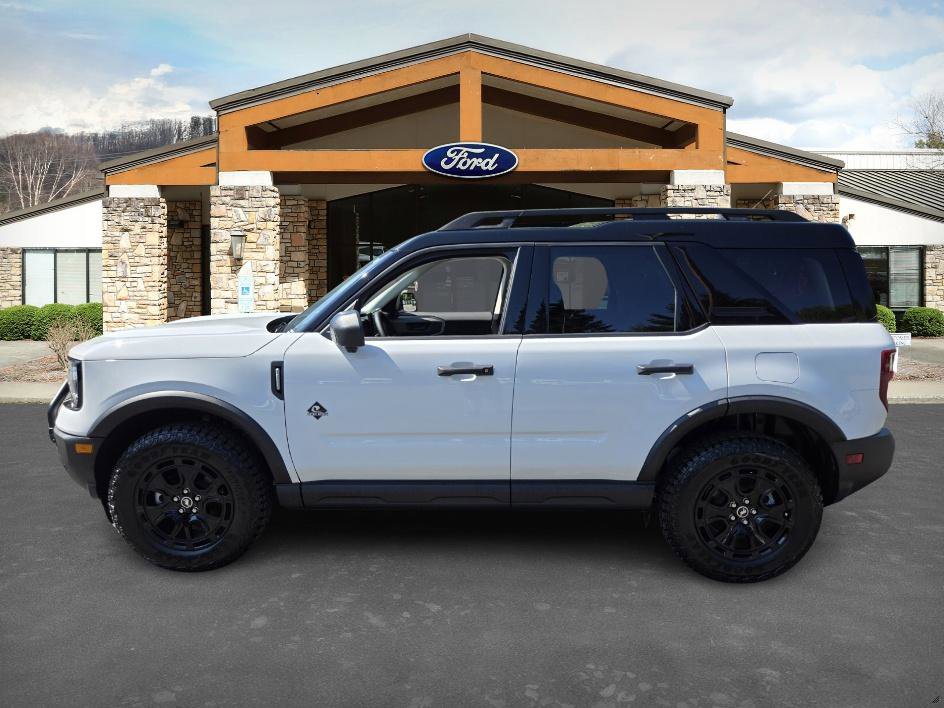 2025 Ford Bronco Sport Outer Banks photo 4