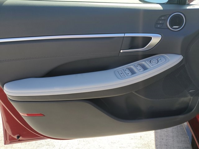 2025 Hyundai Sonata Hybrid Limited photo 13