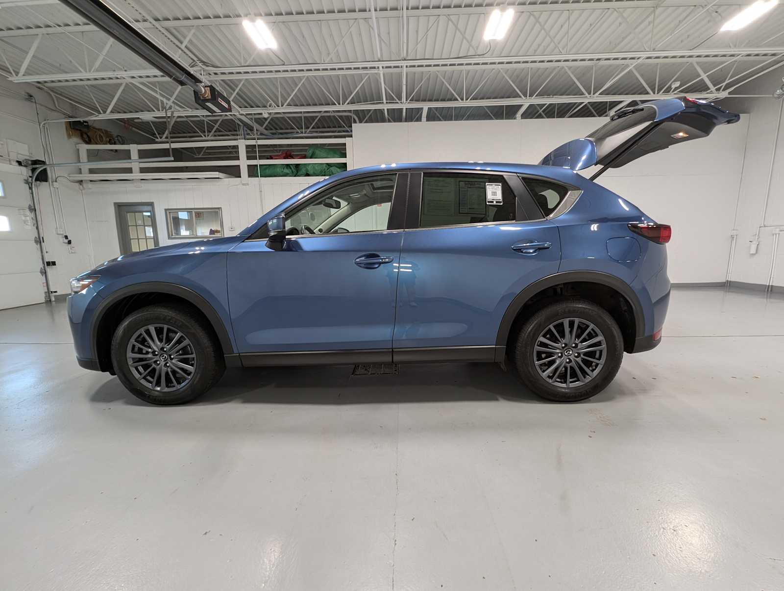2019 Mazda CX-5 Touring photo 11