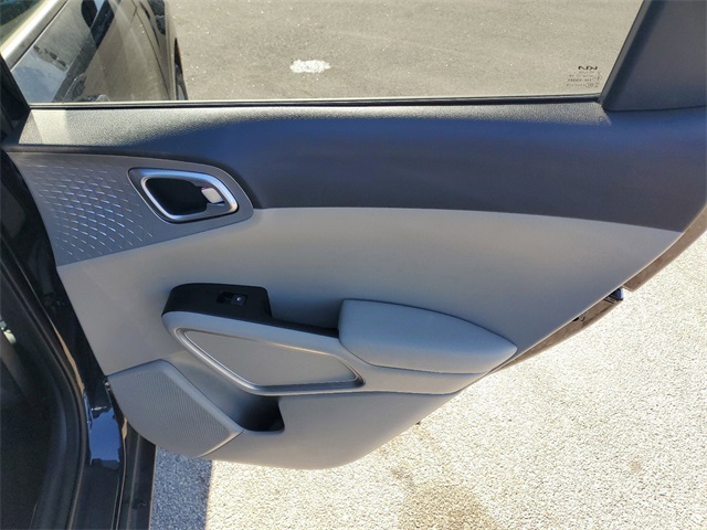 2025 Kia Soul LX photo 26
