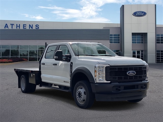 2025 Ford F-550 Super Duty Chassis Cab XL's photo
