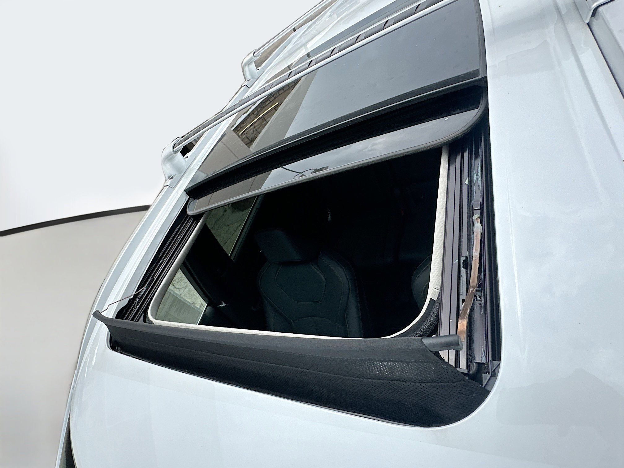 2026 Infiniti QX60 Luxe photo 13