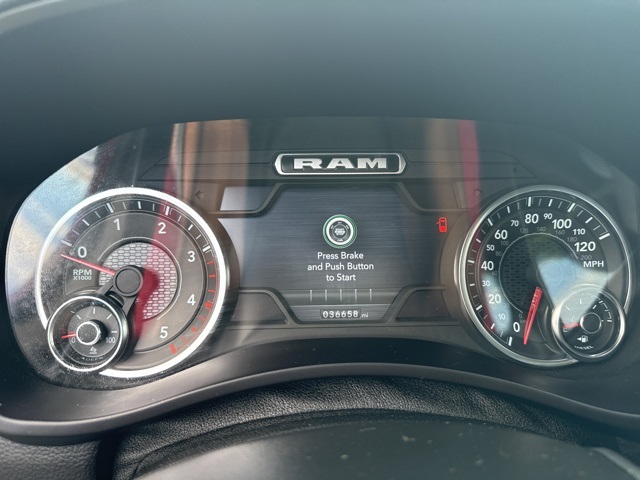 2023 Ram 2500 Laramie photo 17