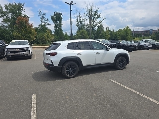 2024 Mazda CX-50 2.5 S Preferred photo 4