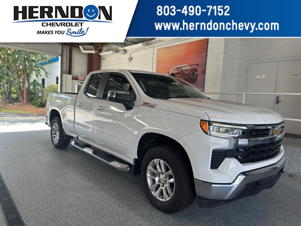 2025 Chevrolet Silverado 1500 LT's photo