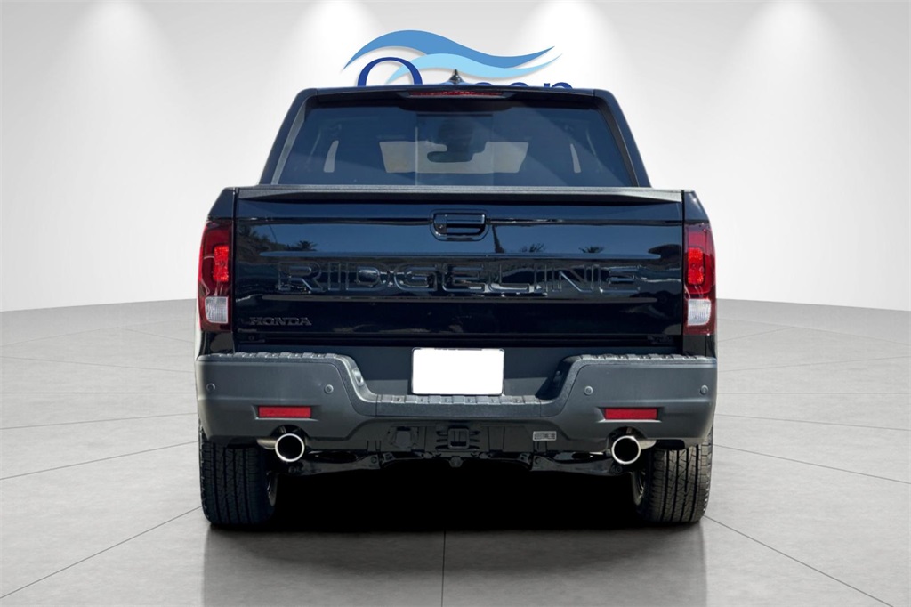 2026 Honda Ridgeline Black Edition photo 4