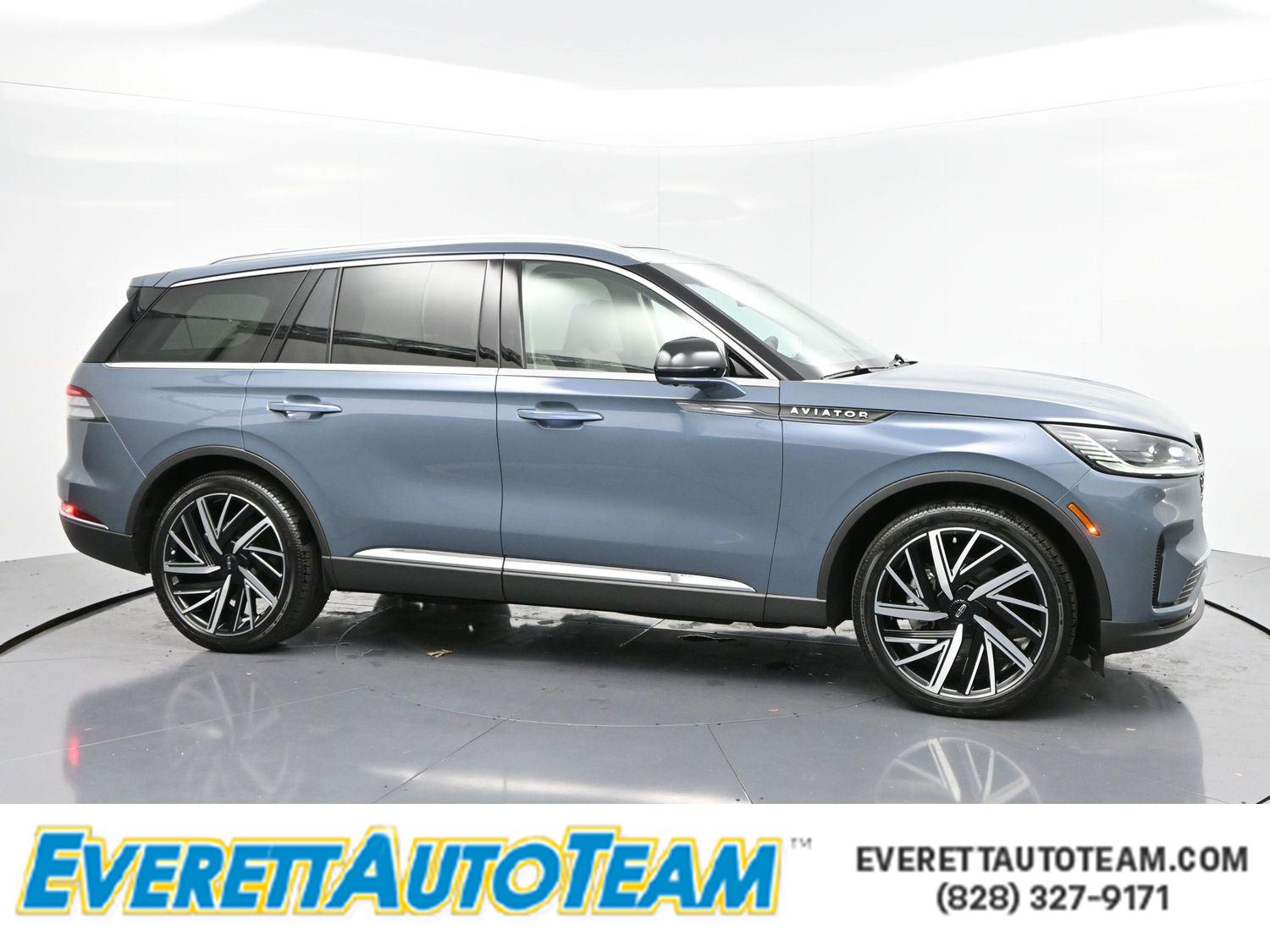 2025 Lincoln Aviator Reserve's photo