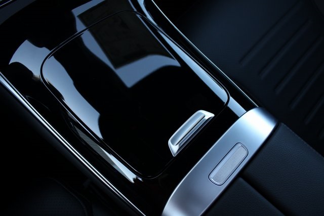 2025 Mercedes Benz GLC 300 4MATIC photo 21