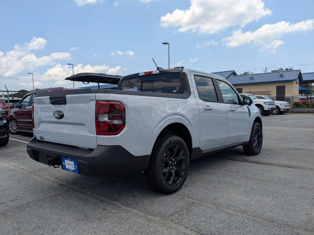 2025 Ford Maverick Lariat photo 2
