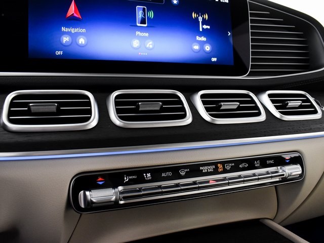 2026 Mercedes Benz GLS 580 4MATIC photo 19