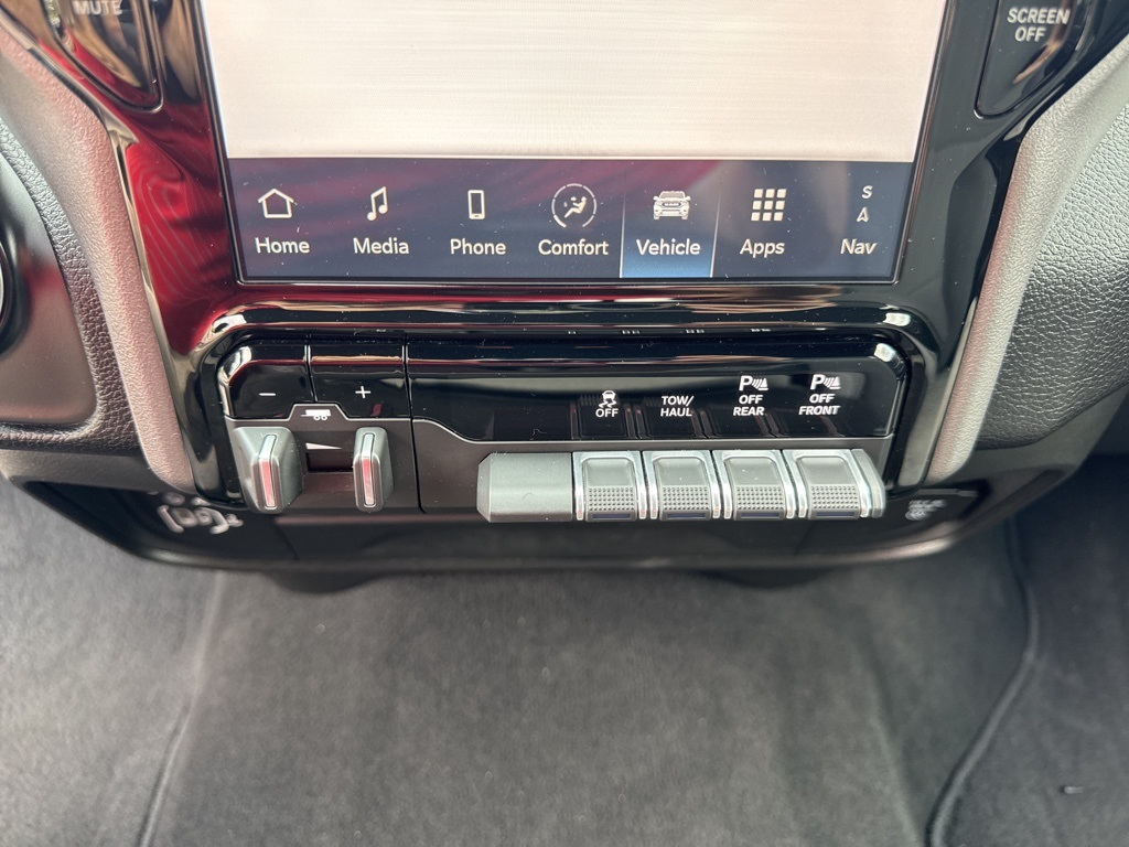 2024 Ram 2500 Big Horn photo 39
