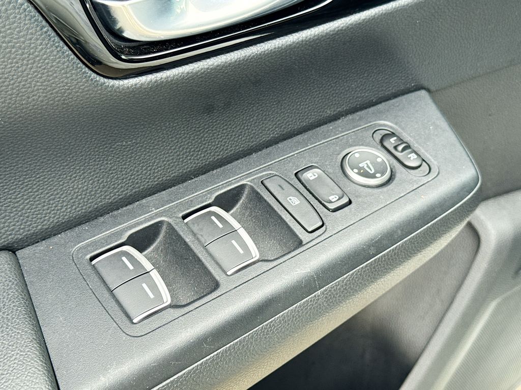 2024 Honda CR-V Hybrid Sport Touring photo 15
