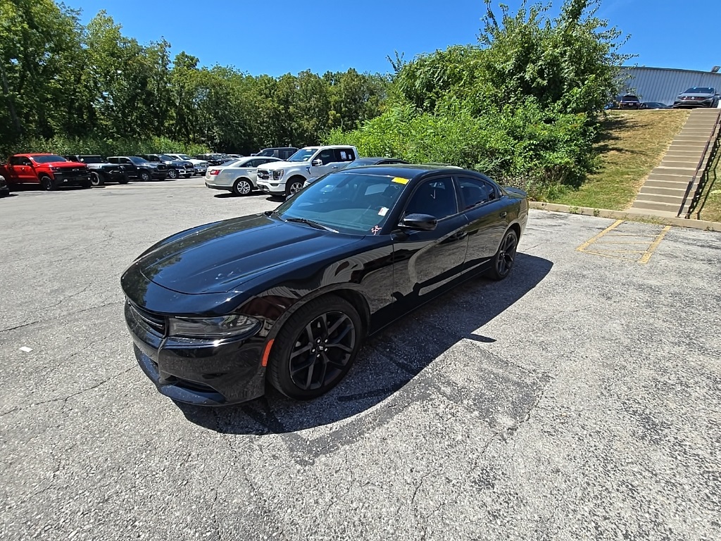 Used 2019 Dodge Charger SXT with VIN 2C3CDXBG1KH504905 for sale in Kansas City