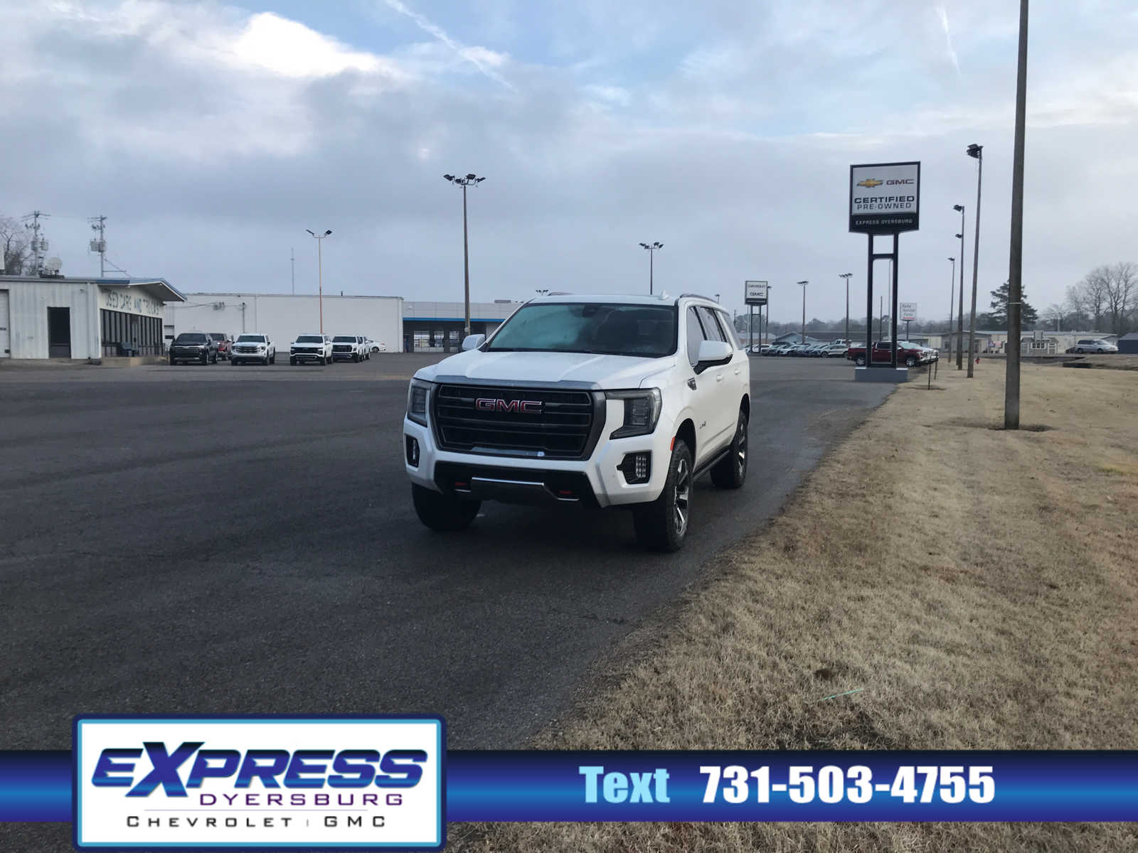 2022 GMC Yukon AT4's photo