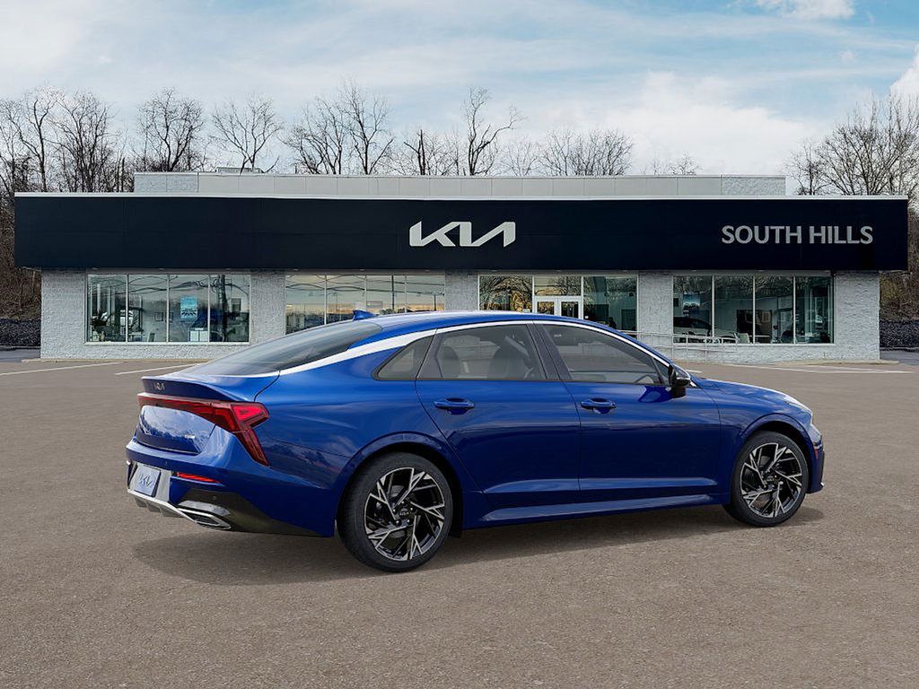 2026 Kia K5 GT-Line photo 6
