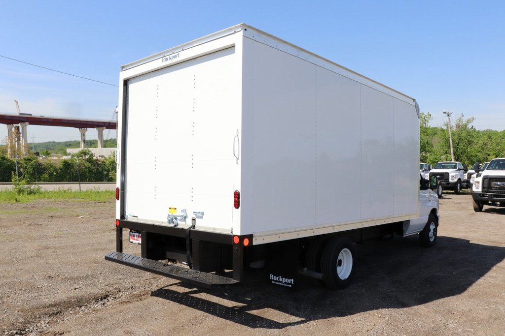 2026 Ford E-350 Base photo 6