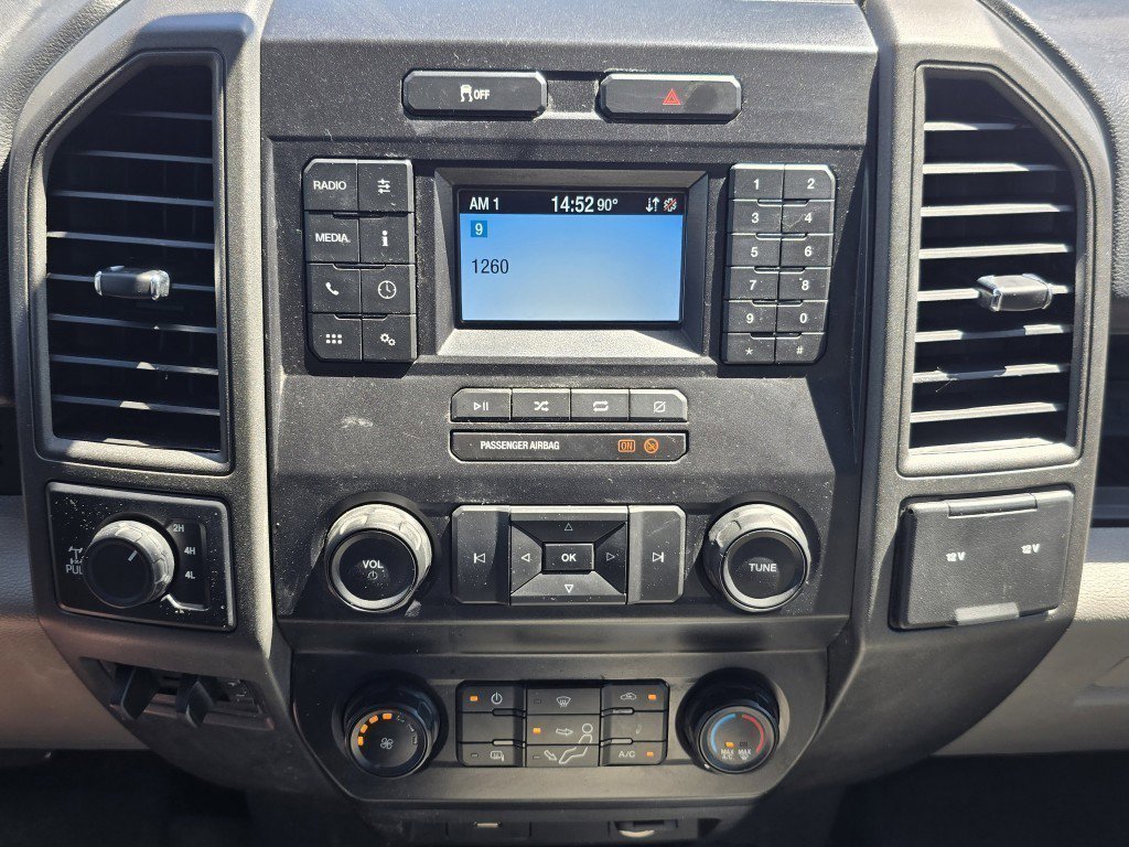 2022 Ford F-250 XL photo 2