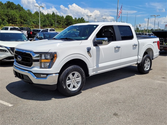 2023 Ford F-150 XLT photo 3