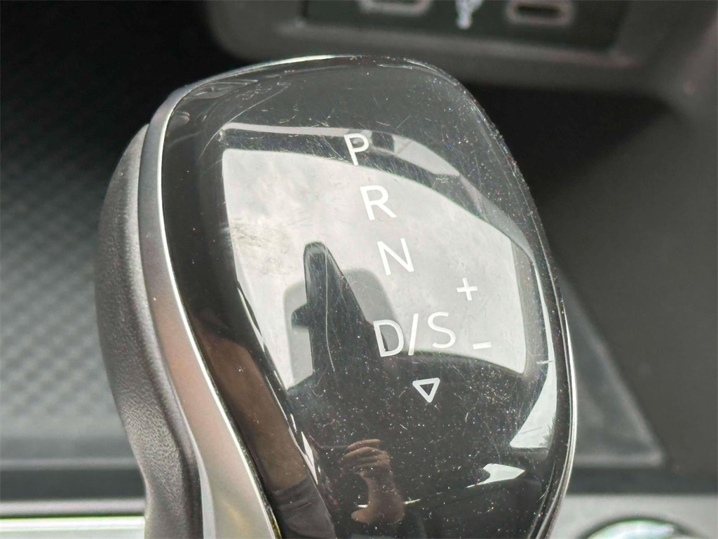 2022 Volkswagen Jetta 1.5T SE photo 25