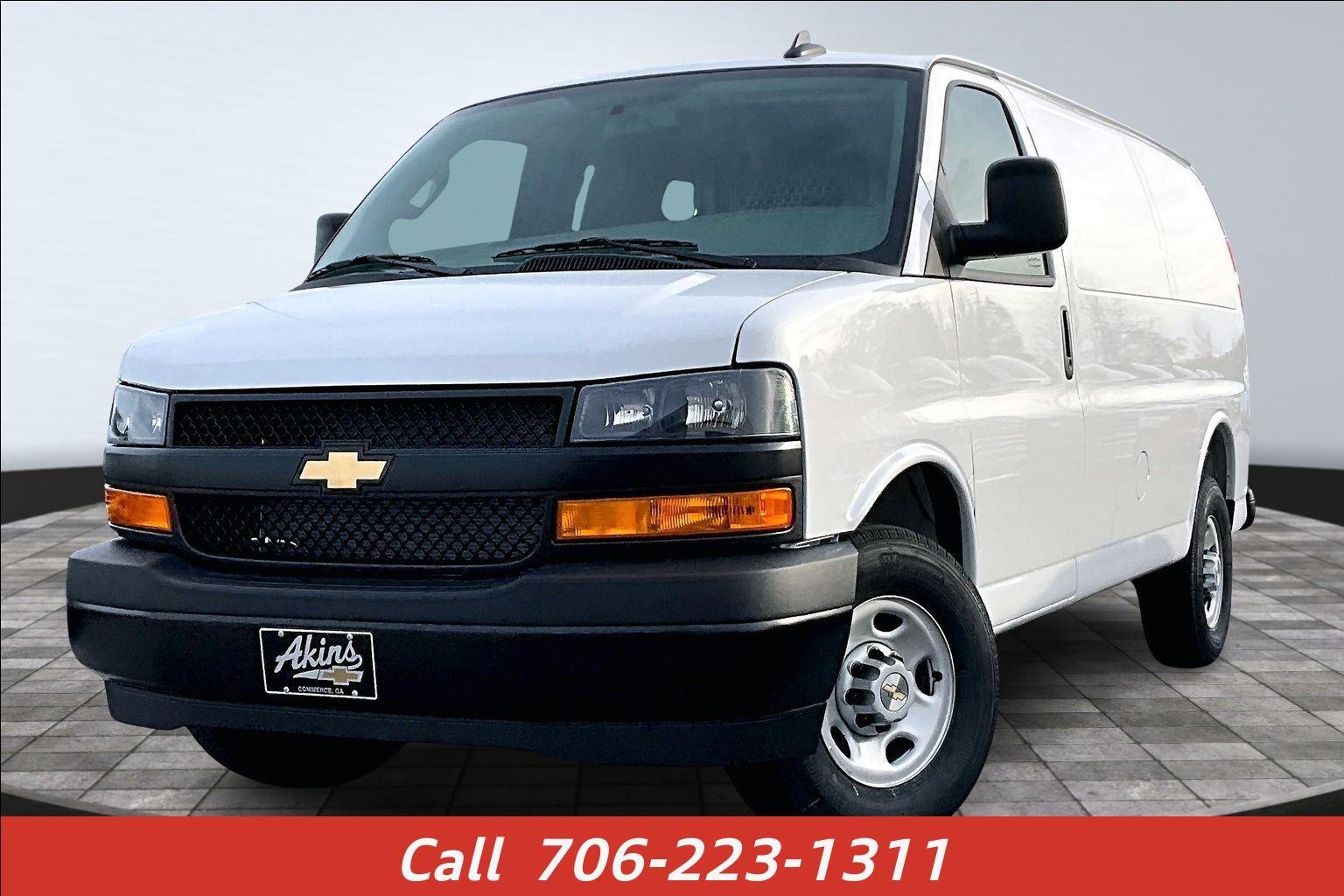 2025 Chevrolet Express Cargo Work Van's photo