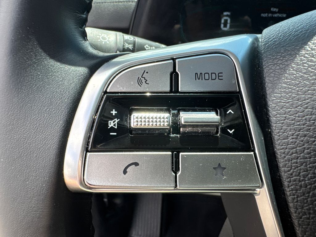2024 Kia Telluride S photo 24