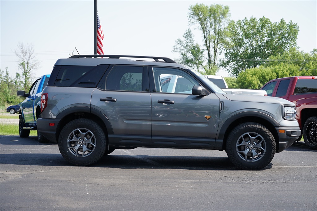 2021 Ford Bronco Sport Badlands photo 2