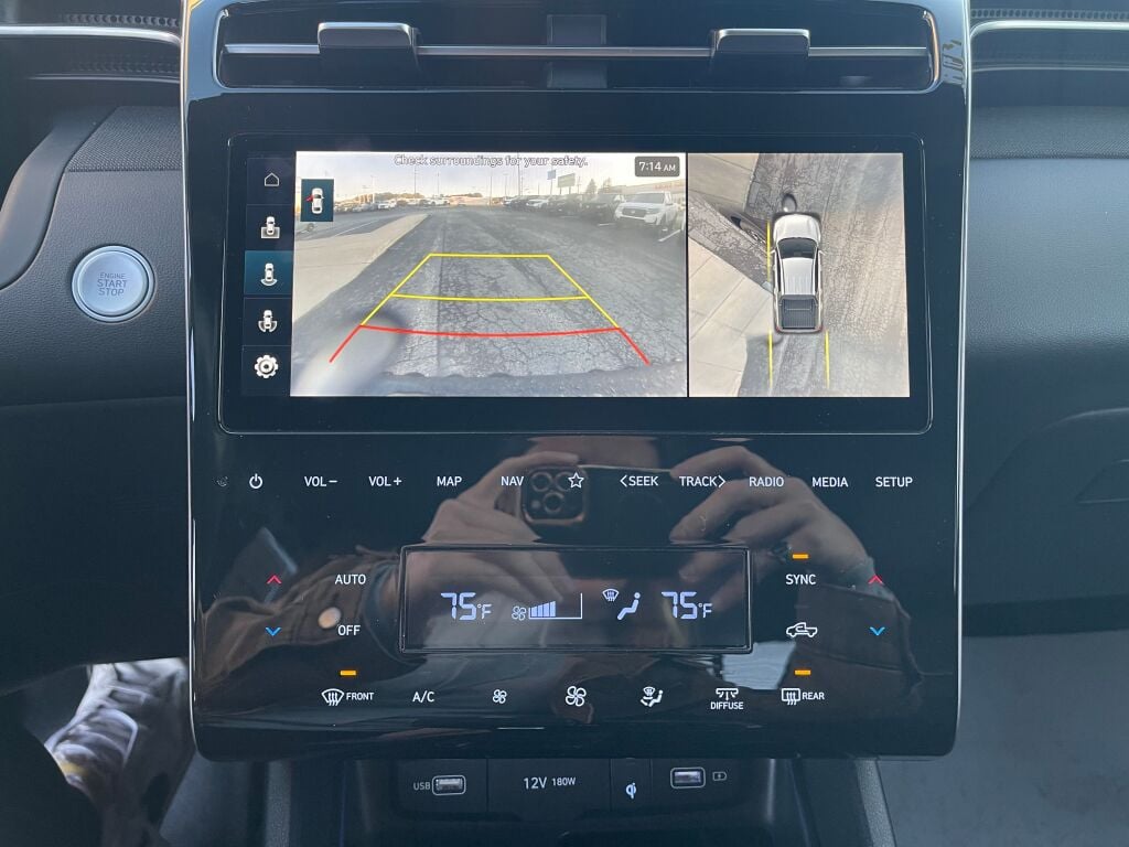 2022 Hyundai Santa Cruz Limited photo 10